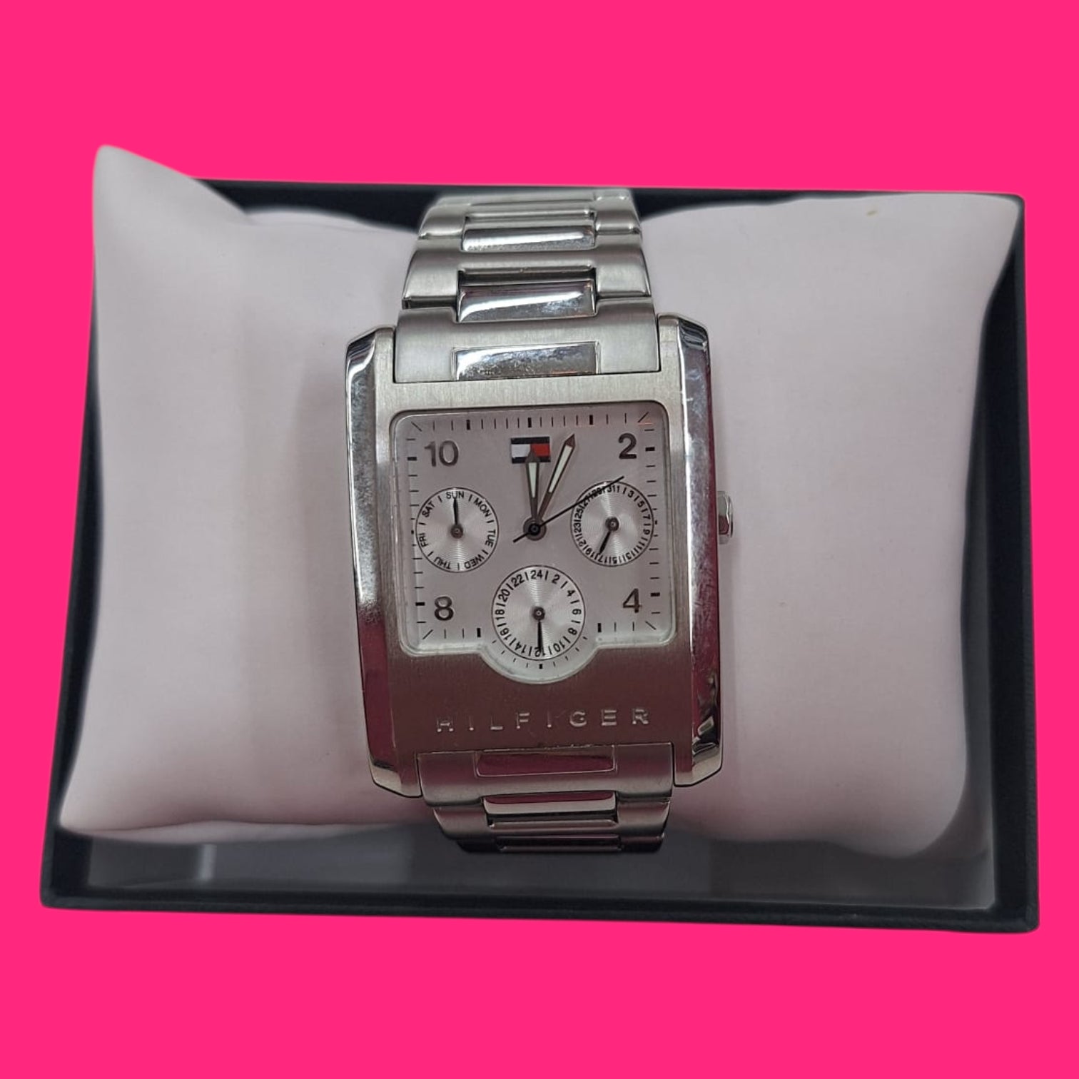 RELOJ PULSERA TOMMY HILFIGER F90218 METALICO PLATEADO CON CAJA