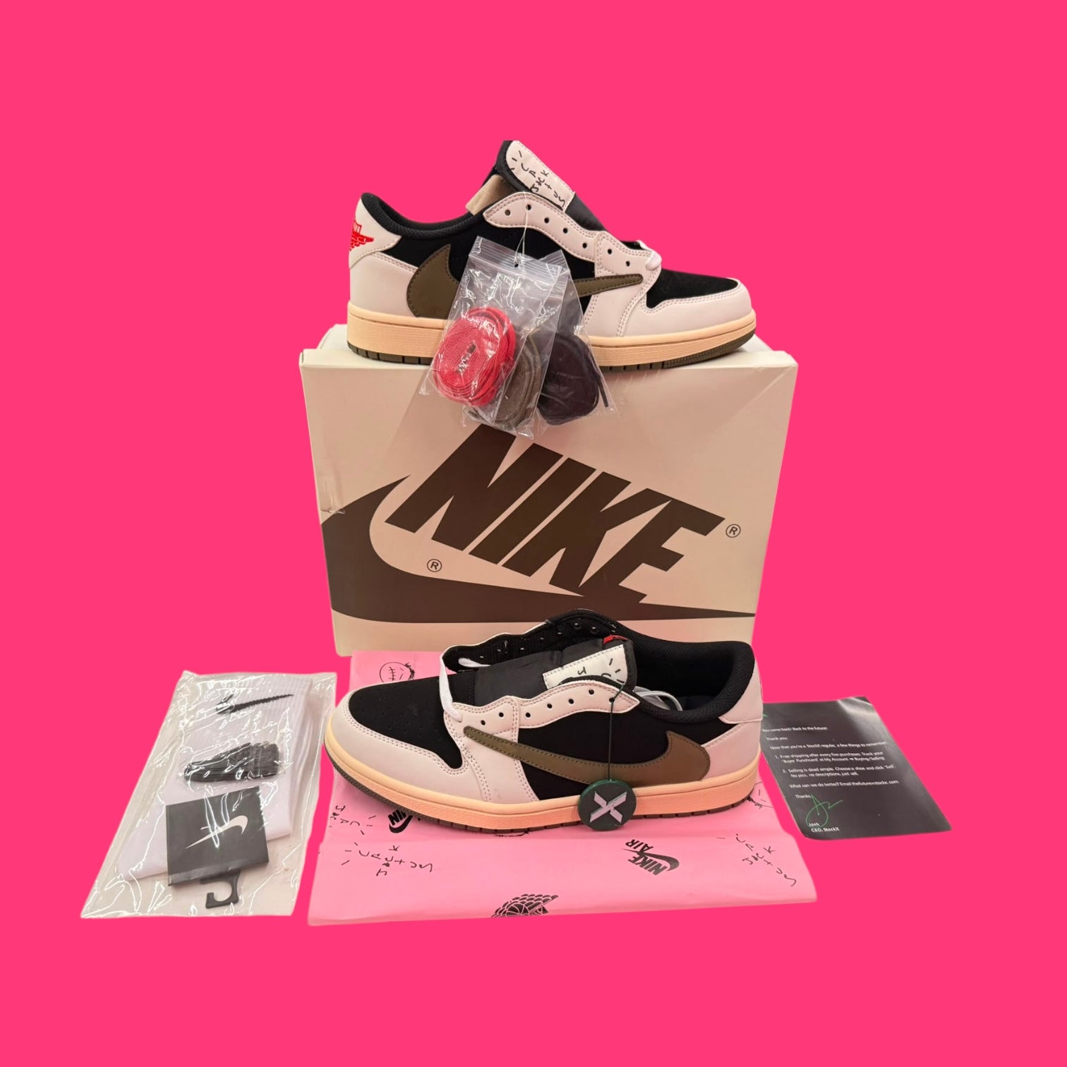 ZAPATILLAS JORDAN 1 TRAVIS SCOTT OLIVE T/44 NIKE WMNS AIR JORDAN 1 LOW OG SP DZ4137 VERDES, BEIGES Y NEGRAS EN CAJA A ESTRENAR