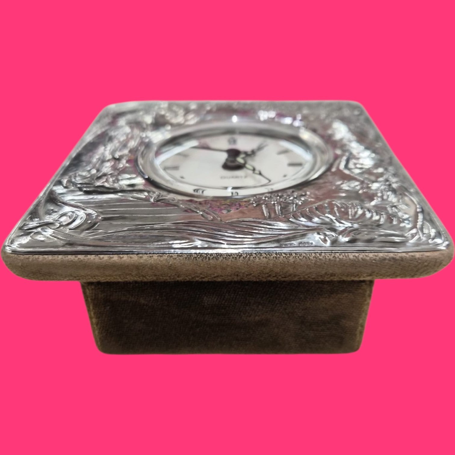 RELOJ MESILLA ESTILO ART NOUVEAU ANALOGICO CUADRADO PLATEADO