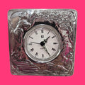 RELOJ MESILLA ESTILO ART NOUVEAU ANALOGICO CUADRADO PLATEADO