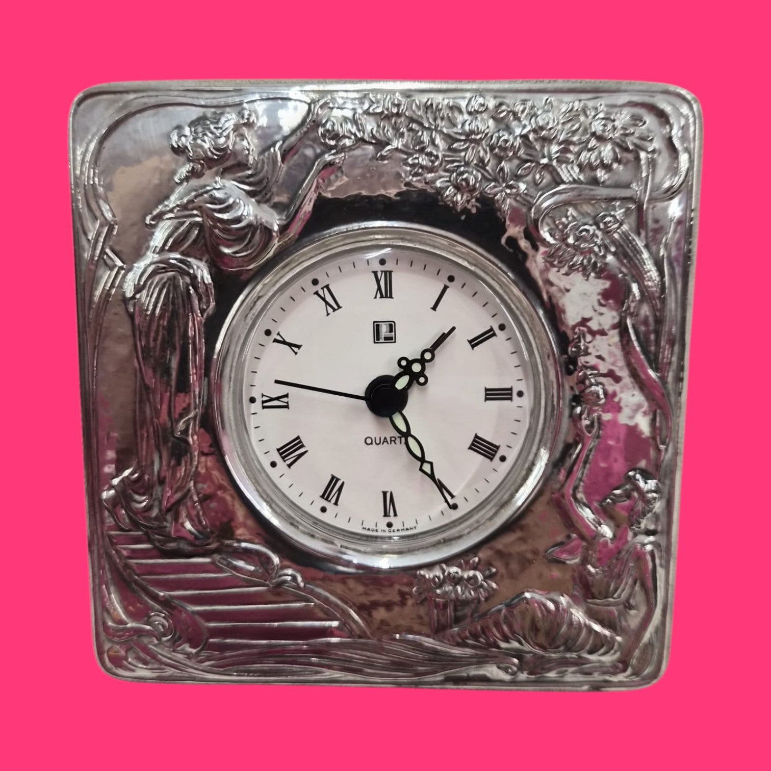 RELOJ MESILLA ESTILO ART NOUVEAU ANALOGICO CUADRADO PLATEADO