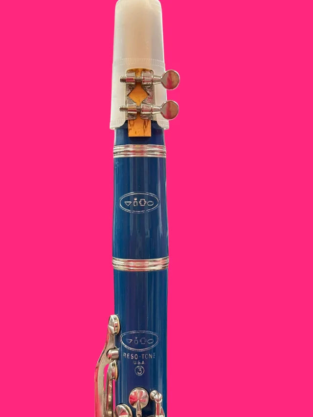 CLARINETE LEBLANC DAZZLER AZUL EN MALETIN RIGIDO NEGRO